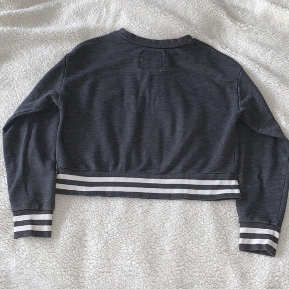Mossimo Cropped Crew Neck Sweater || xs - Picture 3 of 4
